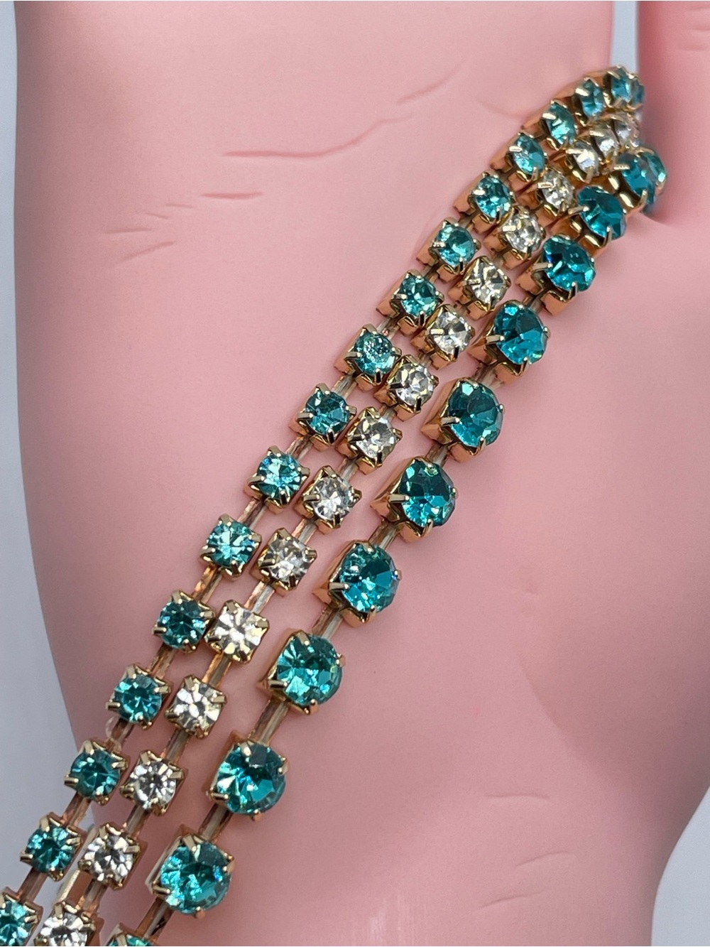 Gold Tone Blue Crystal Glass Stretch Bracelet Stack Set Sparkly Glam - Picture 3 of 6